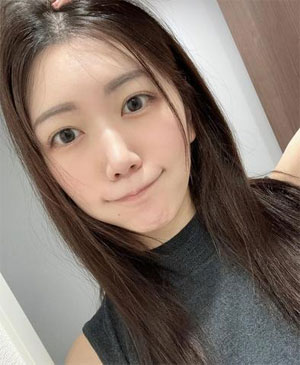 なつ（NATSU）26歳、介護士