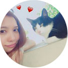 ユリエ、愛猫と一緒の写真