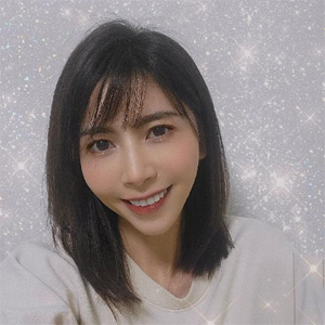 ひとみ、50歳、IT系