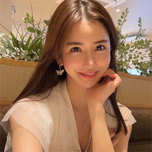 愛莉（あいり）27歳、スリム