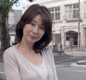 三枝和代(さえぐさかずよ)