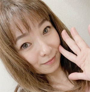 ナオミ（NAOMI）