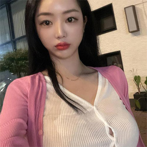 さつき（皐月）28歳、既婚者