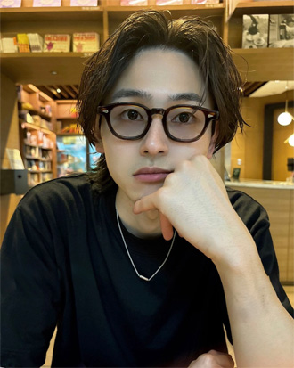 剛（つよし）東京都、経営者