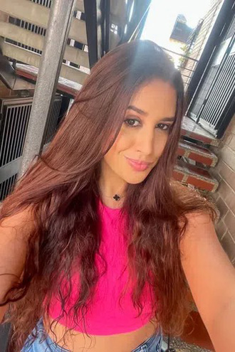 Florelys Yeismar(フロレリス・イェイスマー)はベネズエラ人の写真家