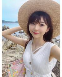 ここな（KOKONA）現役の大学生