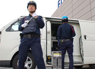 【警備保障配送担当】井上（いのうえ）