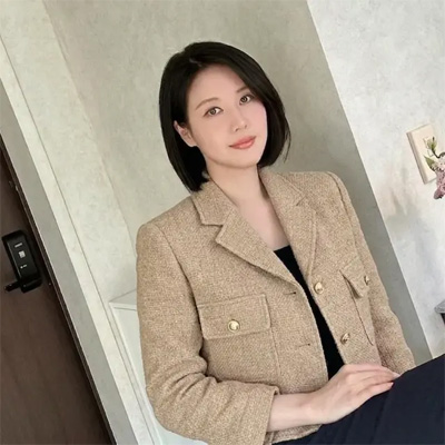 国語教師の佐藤先生